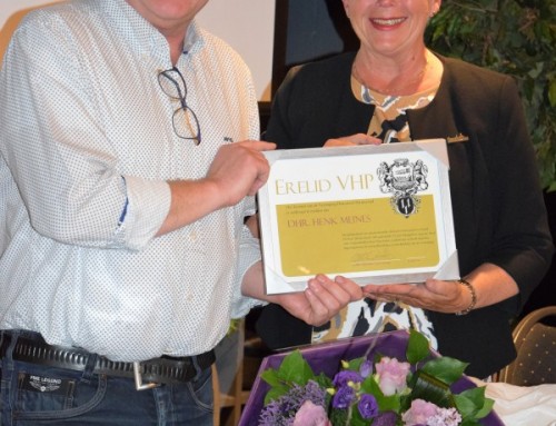 Henk Meines benoemd tot erelid VHP